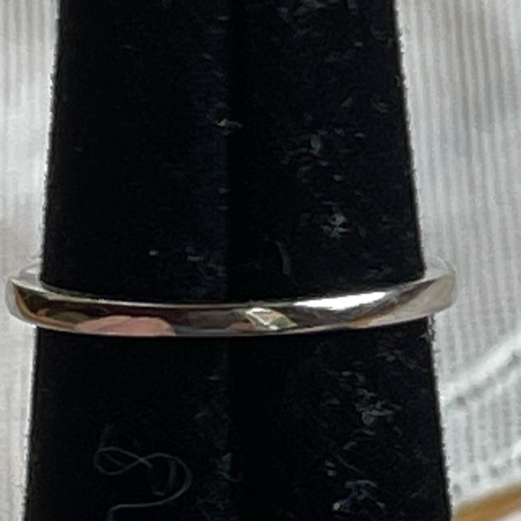 925 sterling silver blue topaz ring w/CZs - Picture 2 of 10